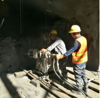 端州水下抗分散灌浆料特点 水下不分散注浆料介绍