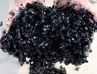 端州沥青冷补料（沥青砂）的优势特点与施工流程解析